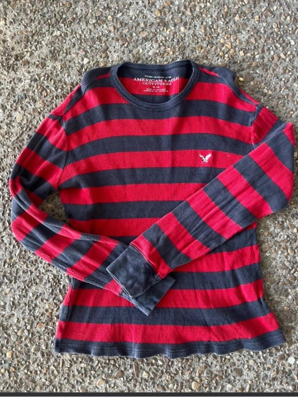 american eagle black and red striped long sleeve size m